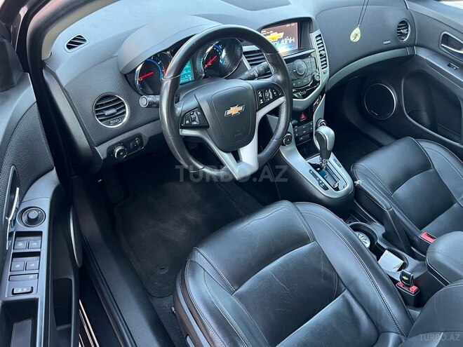 Chevrolet Cruze-8