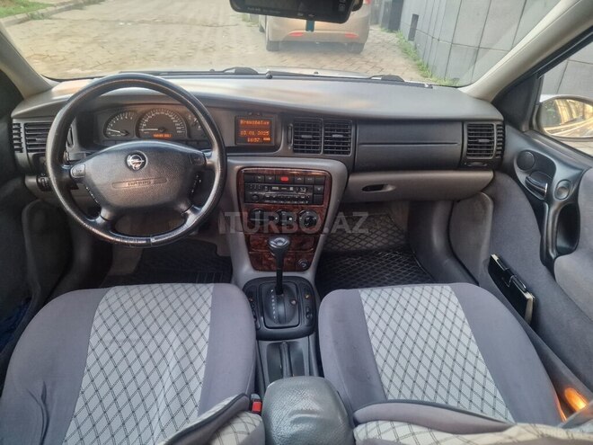 Opel Vectra 2000, 453,000 km - 2.0 л - Qusar