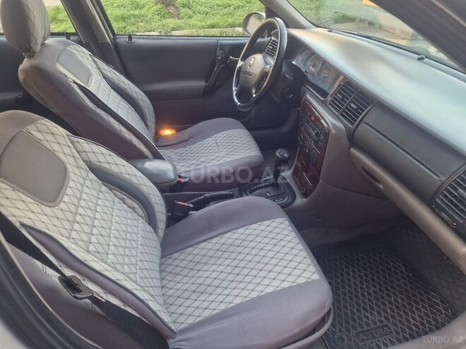 Opel Vectra 2000, 453,000 km - 2.0 л - Qusar