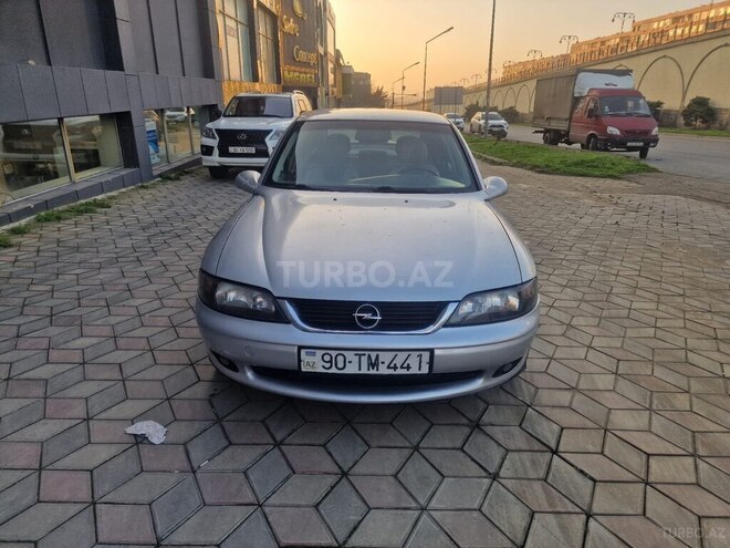 Opel Vectra 2000, 453,000 km - 2.0 л - Qusar