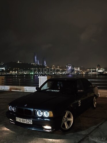 BMW 525 1993, 378,000 km - 2.8 l - Bakı