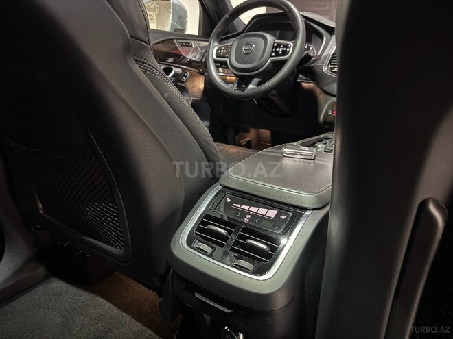 Volvo XC90-16