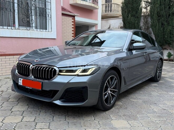 BMW 530e-2