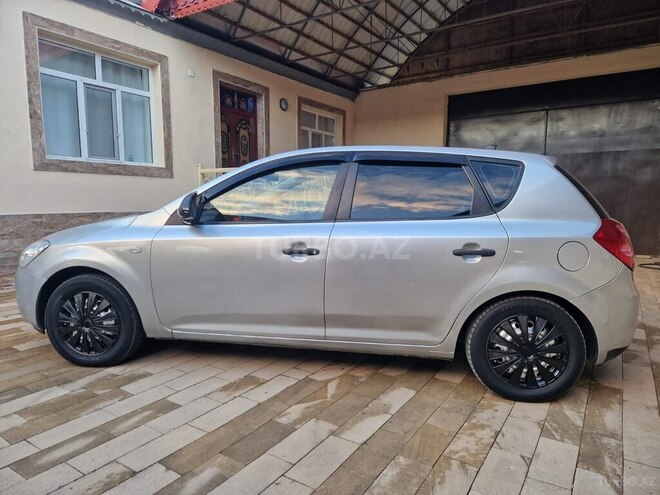 Kia Ceed 2007, 198,560 km - 1.4 l - Tovuz