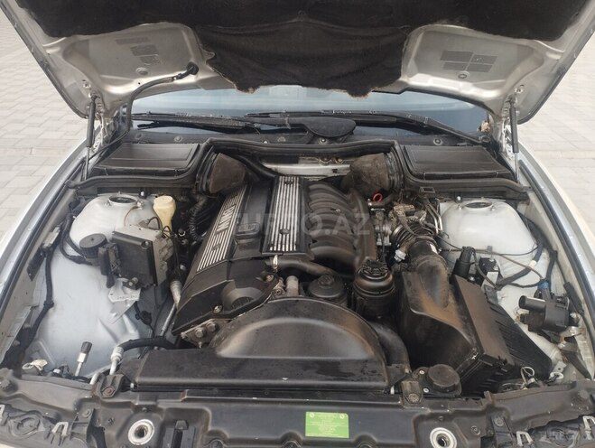 BMW 523 1996, 351,744 km - 2.5 l - Sumqayıt