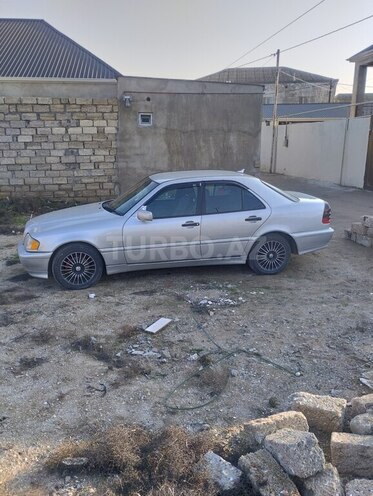 Mercedes C 220 d 1999, 416,000 km - 2.2 l - Bakı