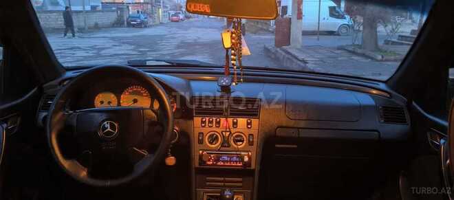 Mercedes C 230 1997, 309,404 km - 2.3 л - Quba