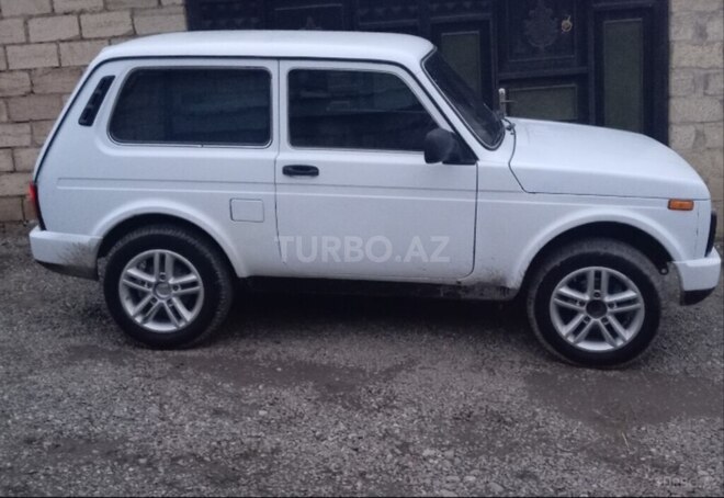 LADA (VAZ) Niva 2013, 197,000 km - 1.7 l - Quba