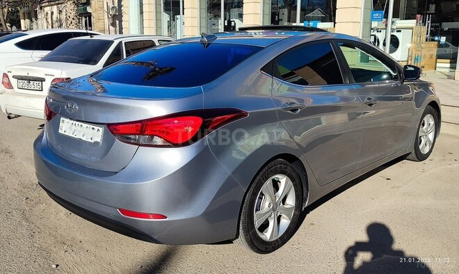 Hyundai Elantra 2015, 97,000 km - 1.8 л - Yevlax