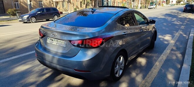 Hyundai Elantra 2015, 97,000 km - 1.8 л - Yevlax