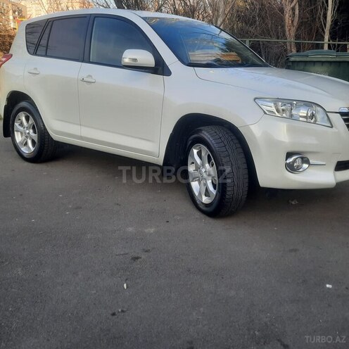 Toyota RAV4 2011, 94,700 km - 2.0 l - Bakı