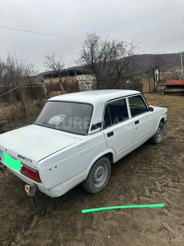 LADA (VAZ) 2107 1983, 23,476 km - 1.5 л - Quba