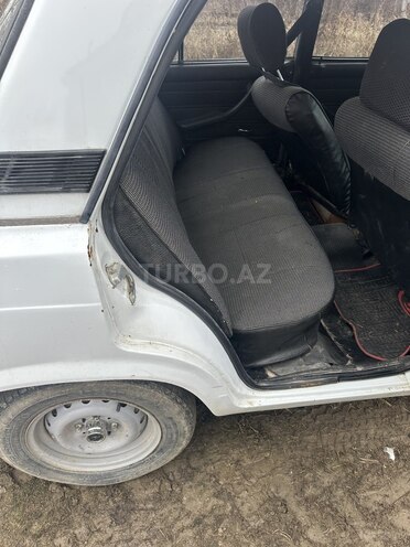 LADA (VAZ) 2107 1983, 23,476 km - 1.5 л - Quba