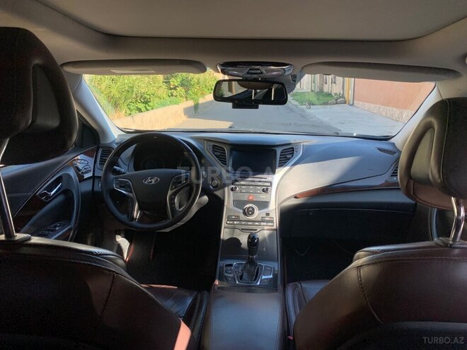 Hyundai Grandeur 2015, 267,000 km - 2.2 л - Bakı