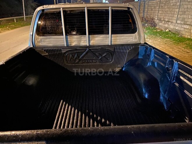 Toyota Hilux 2011, 347,000 km - 2.5 l - Bakı