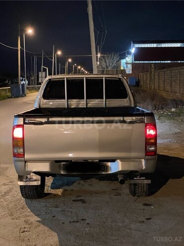 Toyota Hilux 2011, 347,000 km - 2.5 l - Bakı