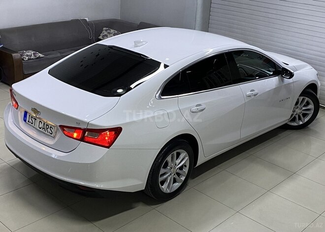 Chevrolet Malibu-14