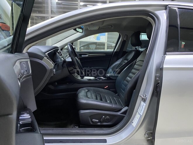 Ford Fusion (North America)-16