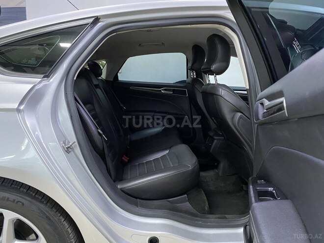 Ford Fusion (North America)-18
