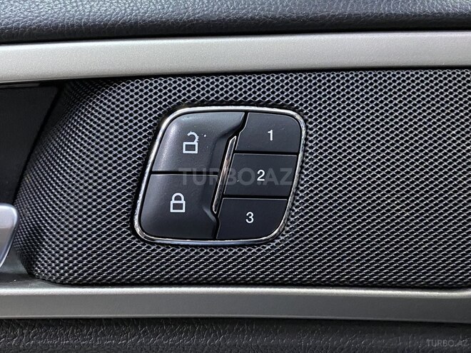 Ford Fusion (North America)-20