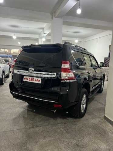 Toyota Land Cruiser Prado-7