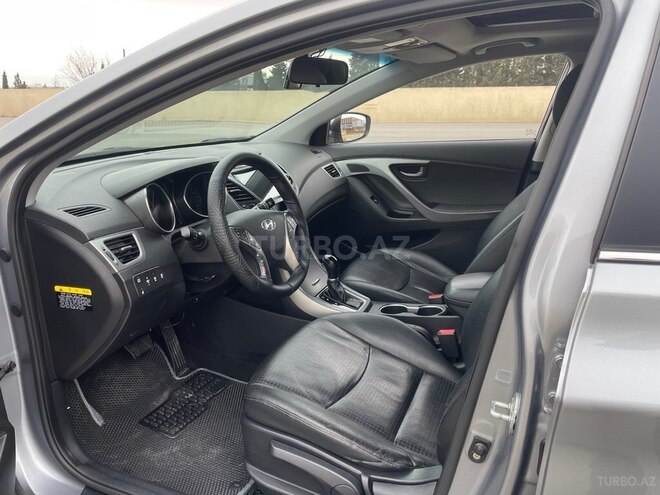 Hyundai Avante 2014, 214,586 km - 1.6 л - Bakı