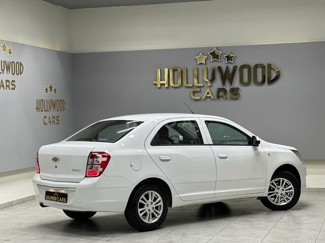 Chevrolet Cobalt-10
