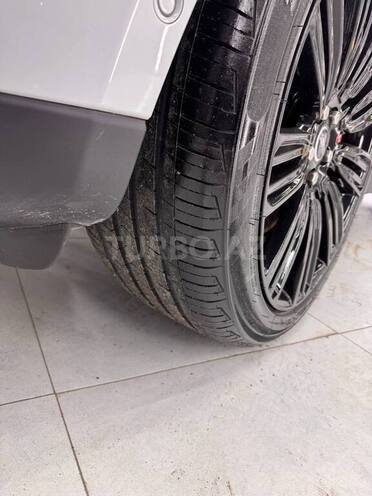 Land Rover Range Rover-11