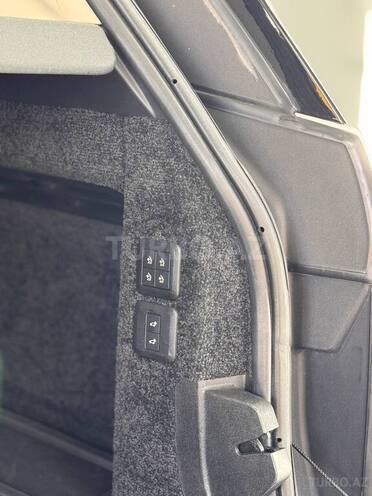 Land Rover Range Rover-17