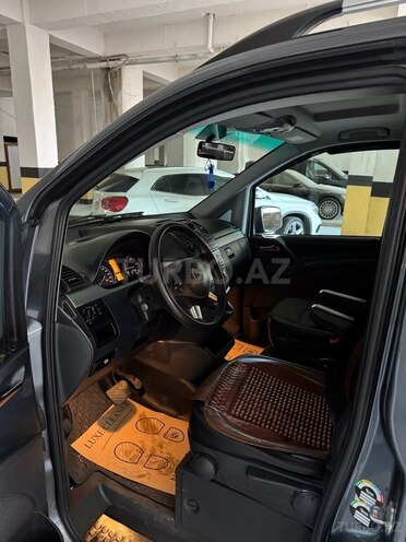 Mercedes Viano-9