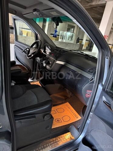 Mercedes Viano-7