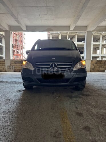 Mercedes Viano-1