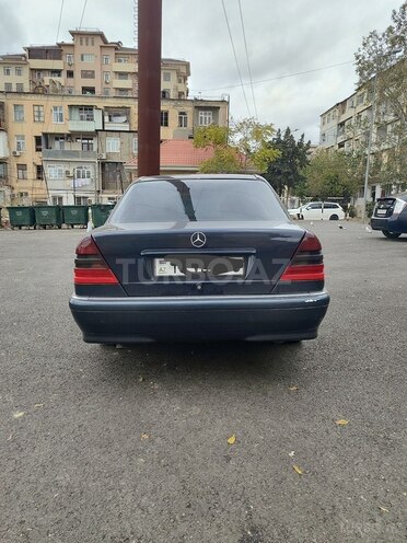 Mercedes C 180 1999, 328,000 km - 1.8 l - Bakı