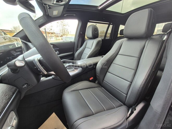 Mercedes GLS 450 4MATIC-11