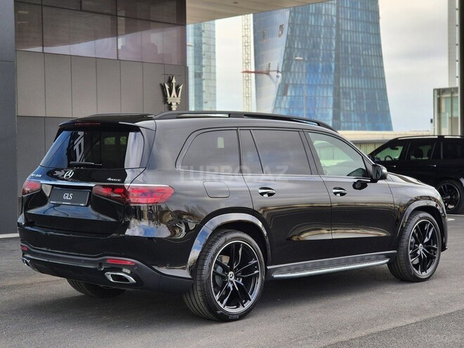 Mercedes GLS 450 4MATIC-4