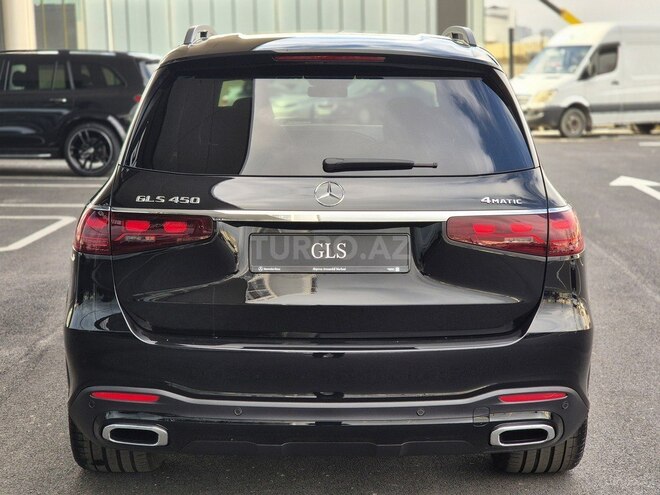 Mercedes GLS 450 4MATIC-8