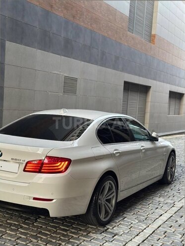 BMW 520 2016, 121,000 km - 2.0 l - Bakı