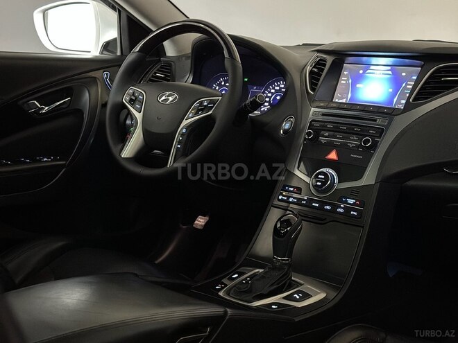 Hyundai Grandeur 2015, 172,000 km - 2.2 л - Bakı