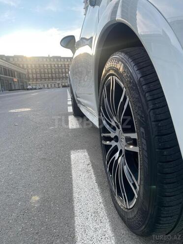 Porsche Cayenne-6