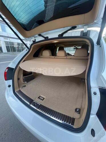 Porsche Cayenne-16