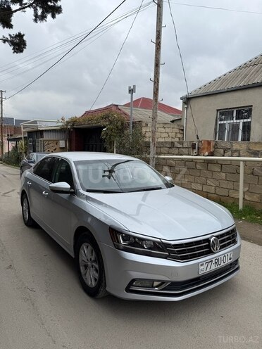 Volkswagen Passat (North America) 2016, 198,500 km - 1.8 л - Bakı