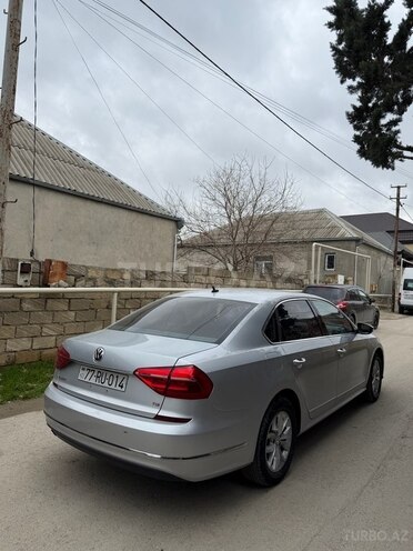 Volkswagen Passat (North America) 2016, 198,500 km - 1.8 л - Bakı