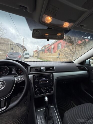 Volkswagen Passat (North America) 2016, 198,500 km - 1.8 л - Bakı