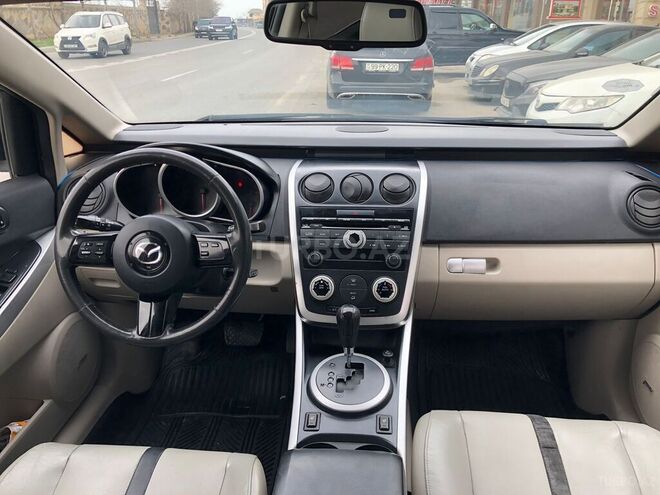 Mazda CX-7-12