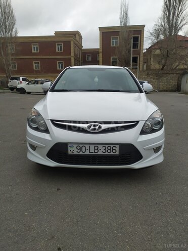 Hyundai i30 2011, 216,000 km - 1.6 л - Bakı