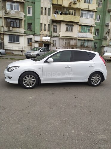 Hyundai i30 2011, 216,000 km - 1.6 л - Bakı