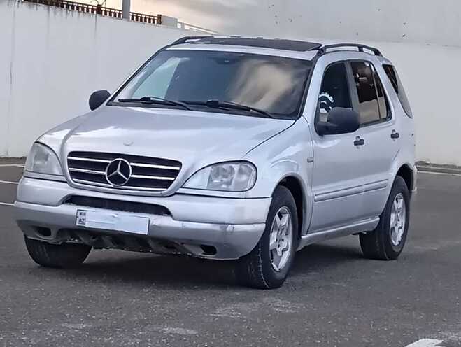 Mercedes ML 320 1999, 287,637 km - 3.2 l - Sumqayıt