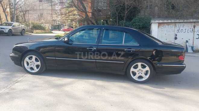Mercedes E 240 2000, 325,000 km - 2.6 l - Bakı
