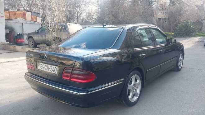Mercedes E 240 2000, 325,000 km - 2.6 l - Bakı