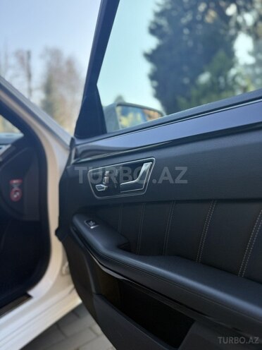 Mercedes E 220 d 2014, 320,121 km - 2.2 l - Masallı